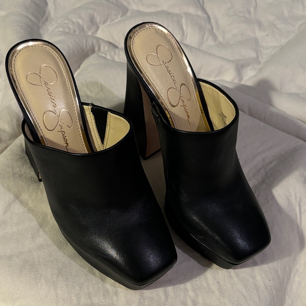 Jessica Simpson Black Leather Mules